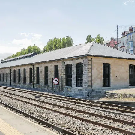 Evening Star Engine Shed Apartment Whitby Exterior photo