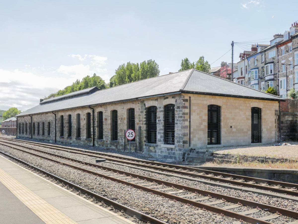 Evening Star Engine Shed * Уитби
